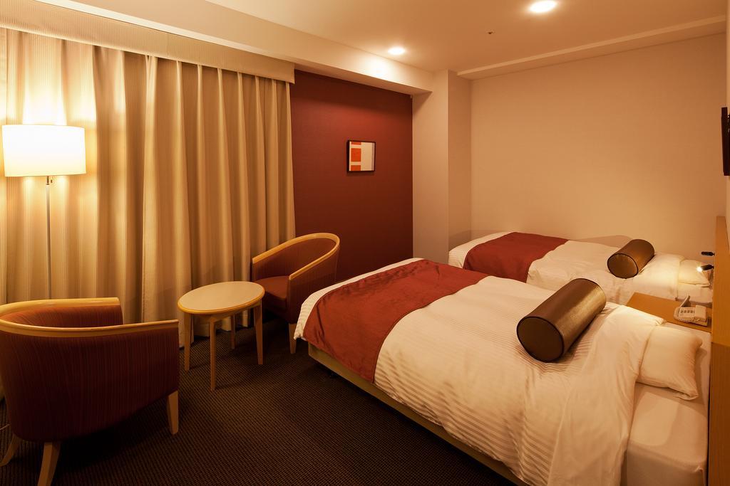 Ueda Tokyu Rei Hotel Екстер'єр фото