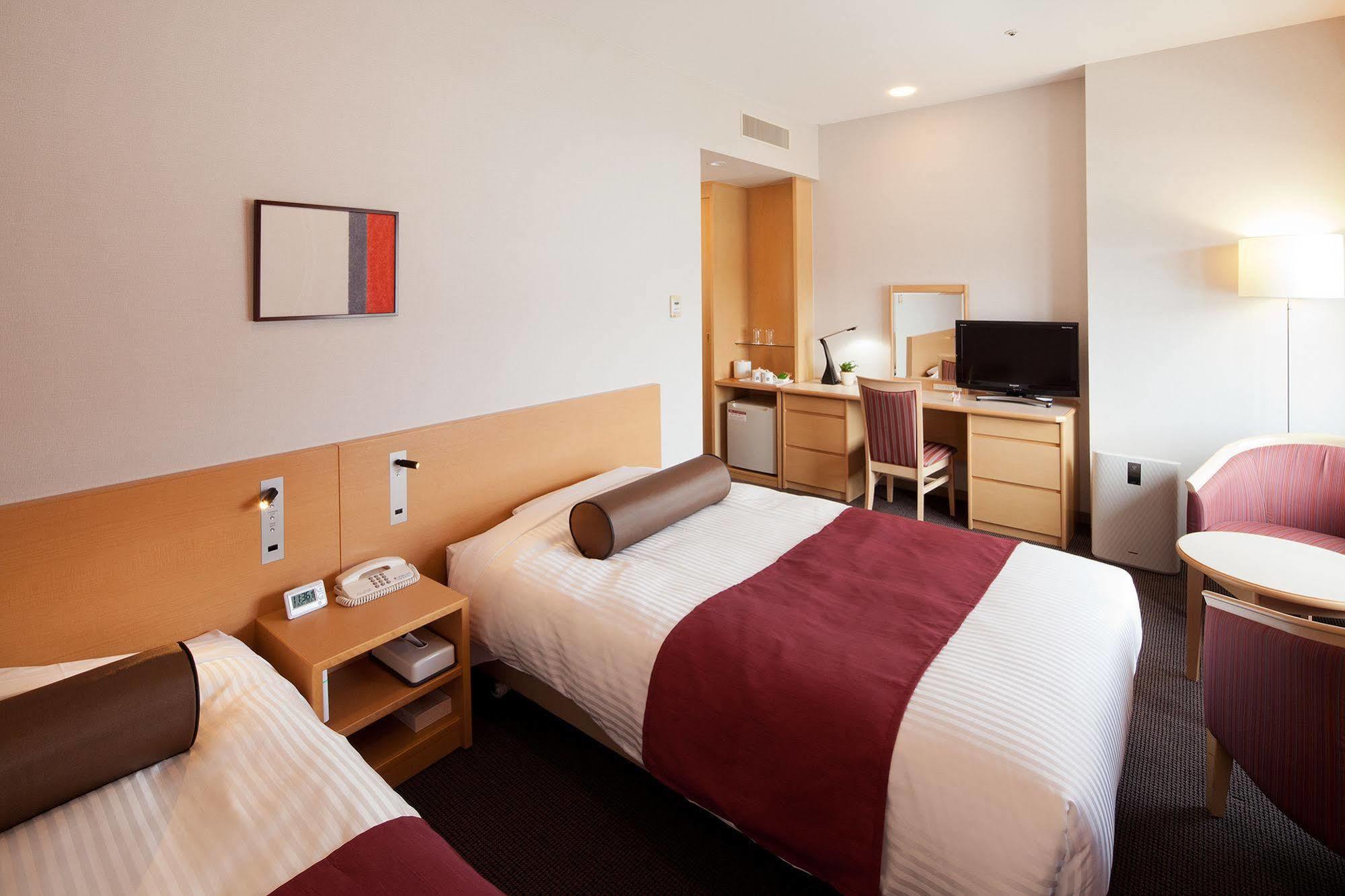 Ueda Tokyu Rei Hotel Екстер'єр фото